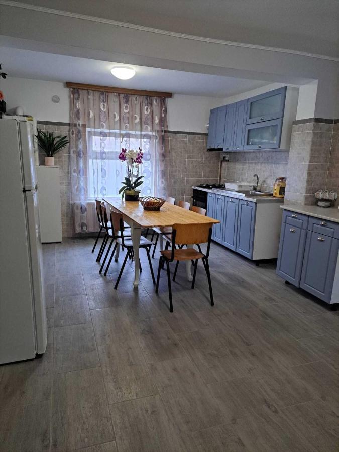 Muzicii 11 - Cozy Seaside Apartments Năvodari Eksteriør billede